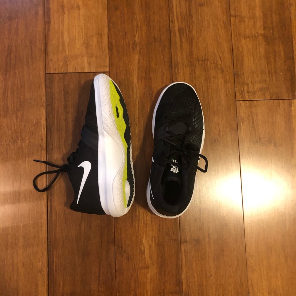 Size 5 kids basketball shoes